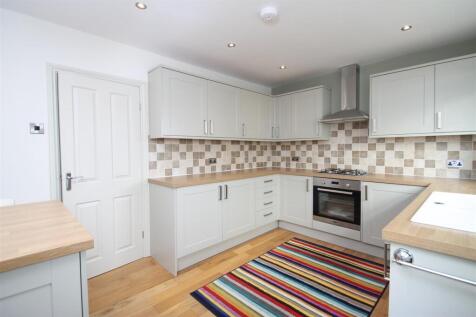 kitchen main.JPG