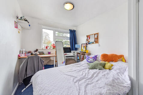 Northlands Drive, Winchester photo 4