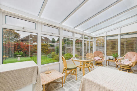 CAM01354G0-PR0607-STILL007