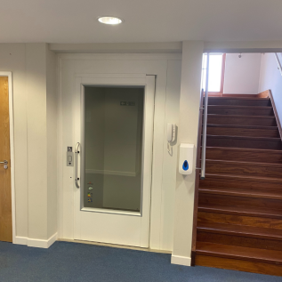 DDA Compliant lift in building
