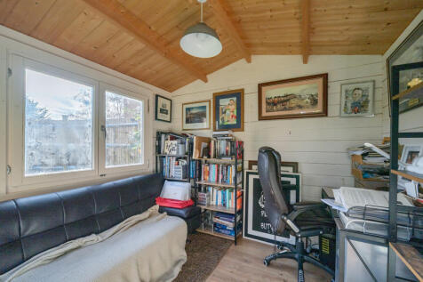 1380724-10-69147d...