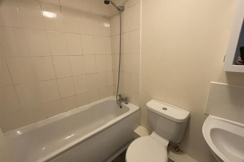 Nelson Street, Scarborough, YO12 photo 3