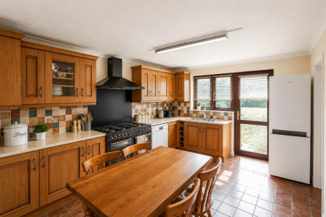 Kitchen/Breakfast