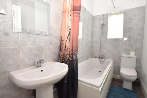 Bathroom.JPG