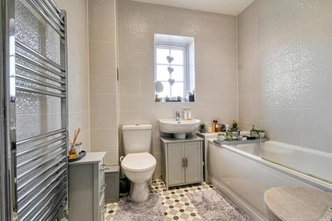 25 Staley Grove-11.jpg