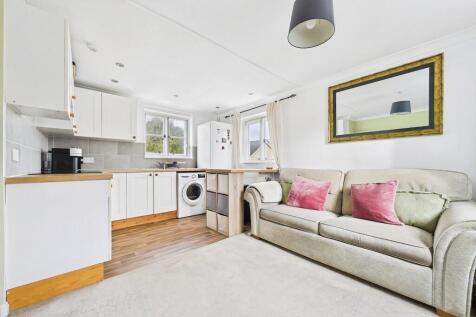 3b7d63f1-CAM01085...