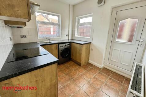 Duke Avenue, Maltby, Rotherham photo 5