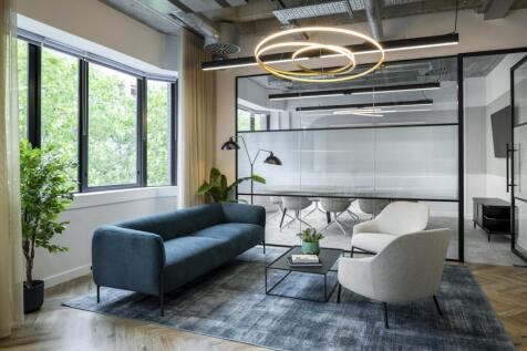 Bloc  12 Forbury  Office Curator  SMALL4.jpg