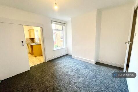 Gadsby St, Nuneaton, CV11 photo 4