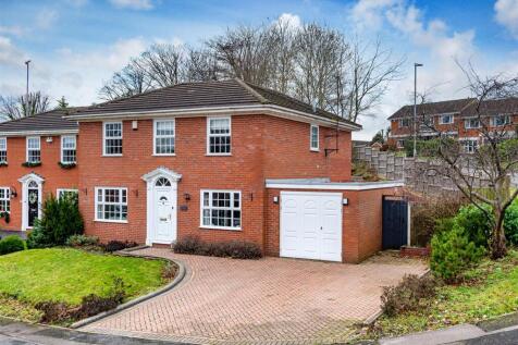 2 Heath House Drive-front2.jpg