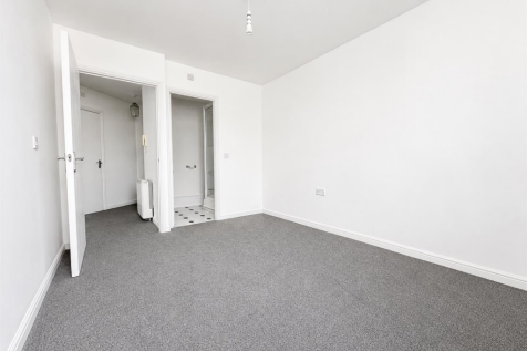 Master Bedroom.png