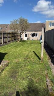 Rear Garden 1.jpg