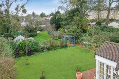 8669044-exteriorW...