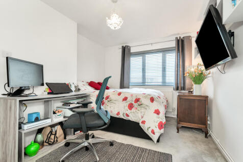 58 Hill Rise, St Ives (7).JPG