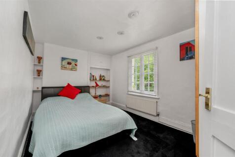 Spindlecroft WEB PH-84.jpg