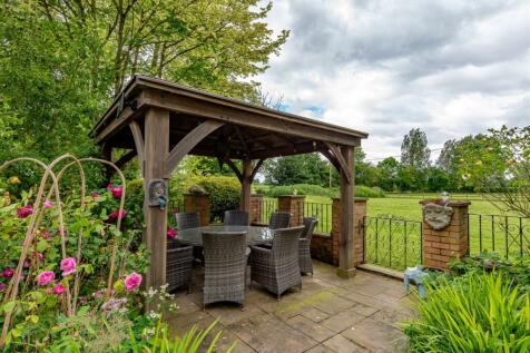 Lea House-garden5.jpg