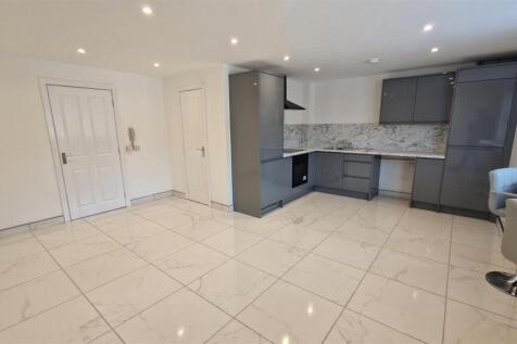Lounge/Kitchen