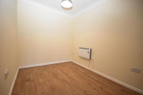 Coy Court, Aylesbury, Buckinghamshire, HP20 photo 4