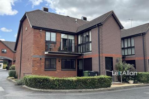 Stuarts Court Hagley 2.jpg