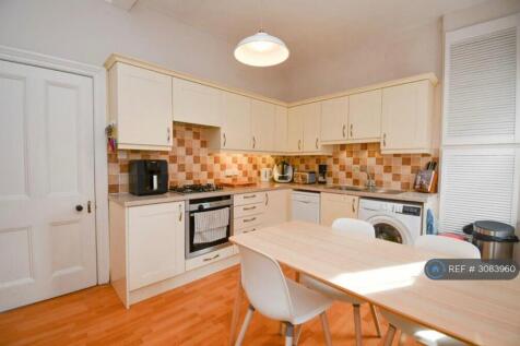 Hilbre Road, Wirral, CH48 photo 5