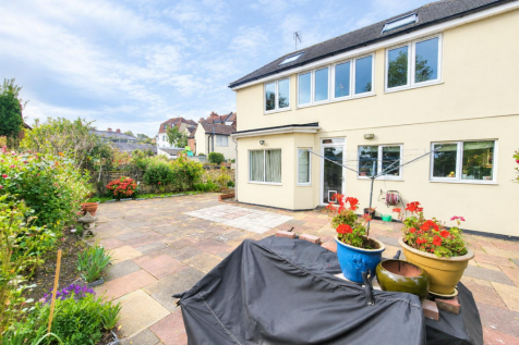Rear Aspect and Garden