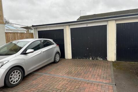 Garage &amp; Driveway