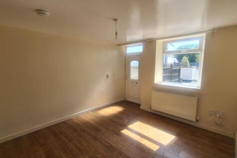 Grove Street, Mansfield Woodhouse, Nottinghamshire photo 4