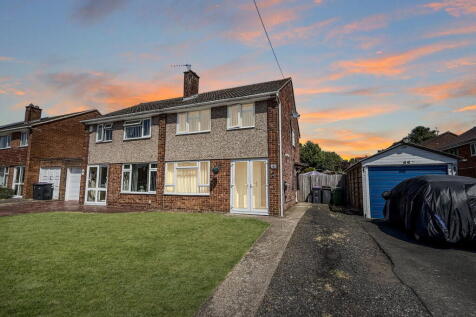 Click to visit Rightmove listing