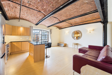 Kitchen/Living Room