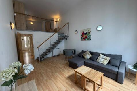 Living room 1