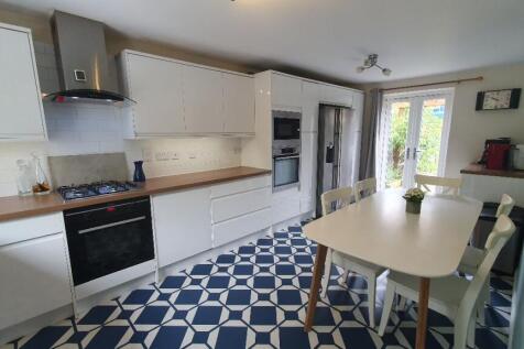 Room 1, Flack End, CB4 photo 3