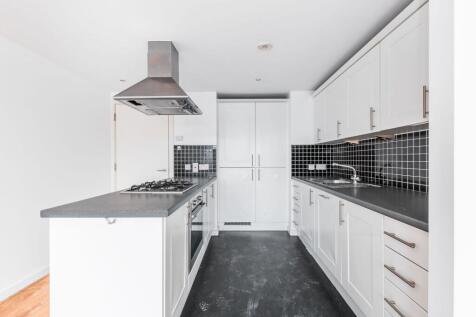 London, E15 - property photo
