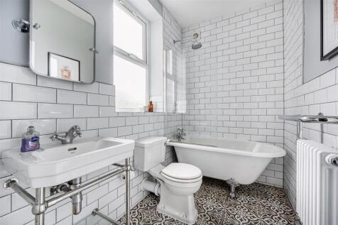 Larden road (13).jpg