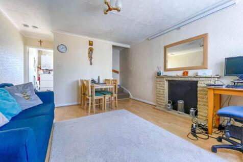 47 Chesildene lounge