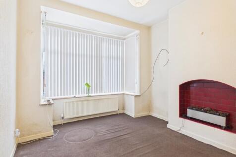 CAM03729G0-PR0252-STILL001