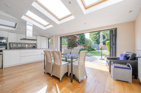 1310037-13-6851b3...