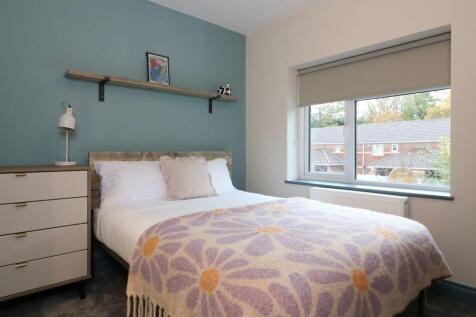 67 Masons Road Room 7 .JPG