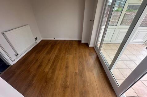 Lynford Way, Rushden, NN10 photo 5