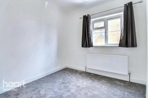 Ampthill Road, Bedford photo 4