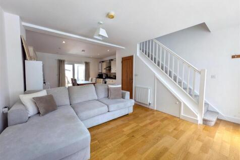 Open Plan Living/Dining Area