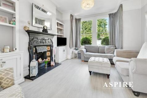 Aspire Estate Agents44.jpg