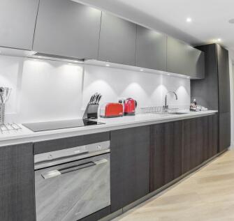 Roomspace - The Q...