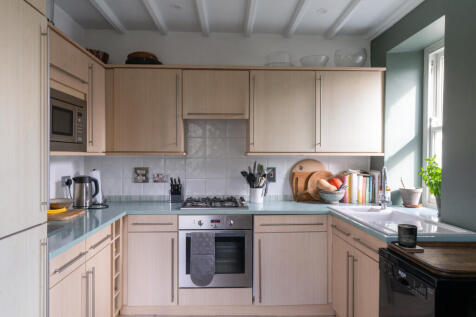 313920 - AshfordsTower_HighRes-14.jpg