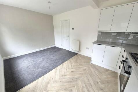 Sterndale Road, Great Barr, Birmingham B42 2AS photo 4