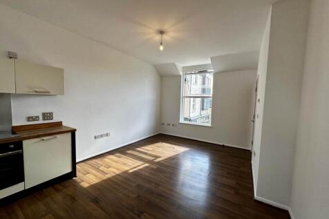 1, Burgess Square, Brackley photo 3