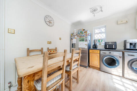 -687652503b380-l-...