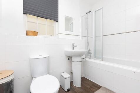 Bedroom 2 En-suite Bathroom