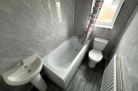 Harwal Road, Redcar, North Yorkshire, TS10 photo 3