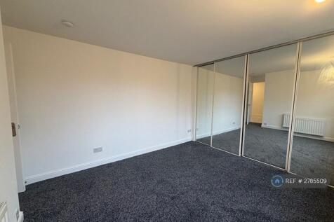 Built-In Wardrobes In Bedroom
