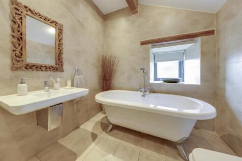 Family Bathroom Alt 2